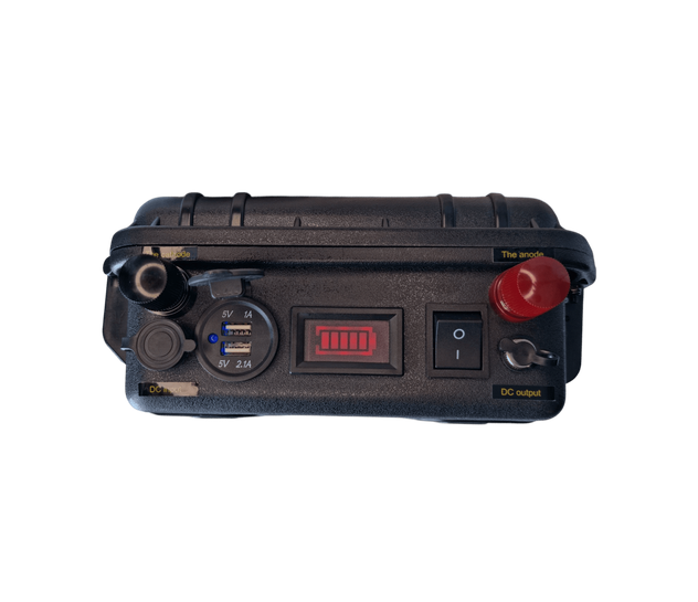 Li-ion NMC nešiojamas lauko akumuliatorius (60Ah – 12V)